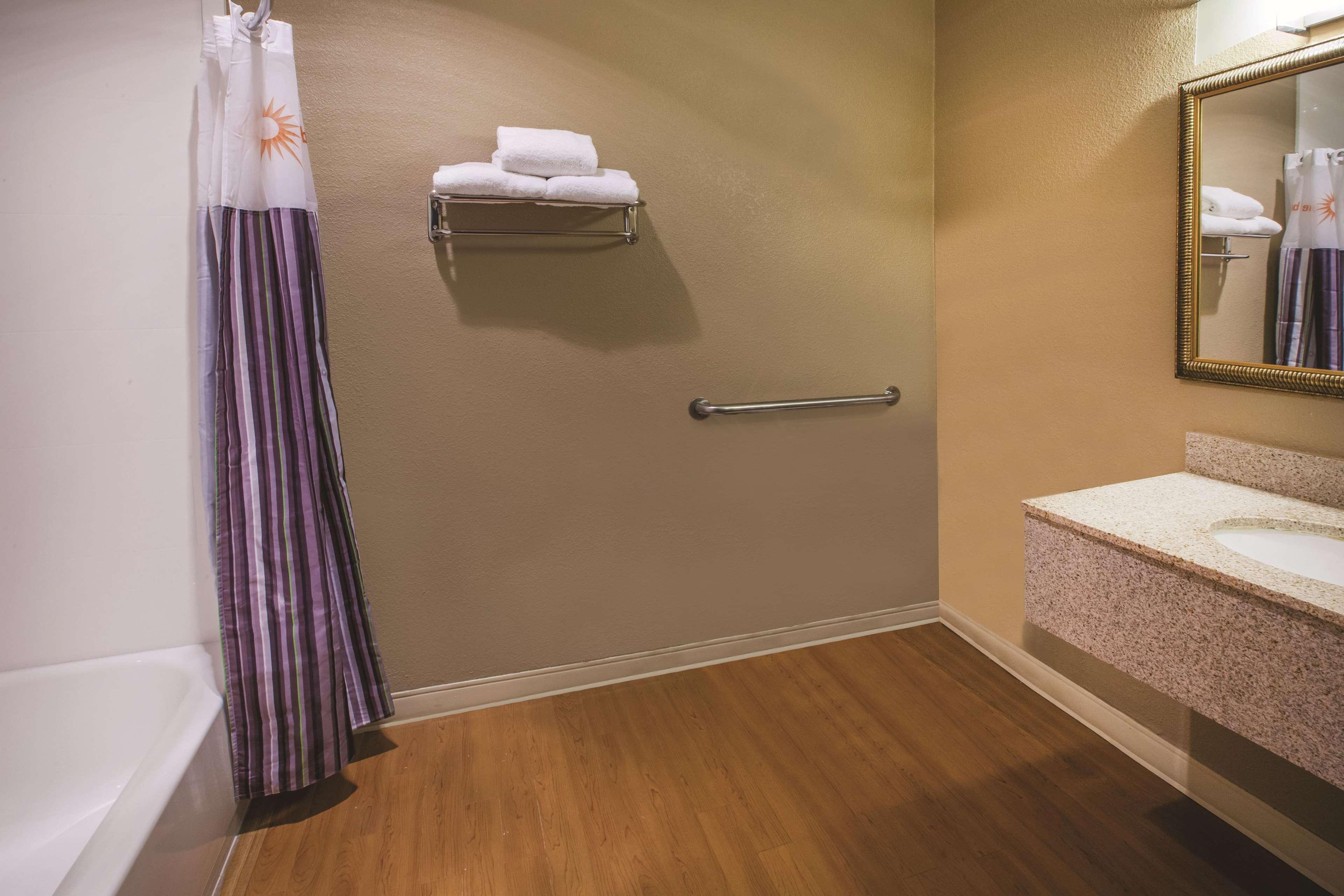 La Quinta Inn By Wyndham Indianapolis North Esterno foto