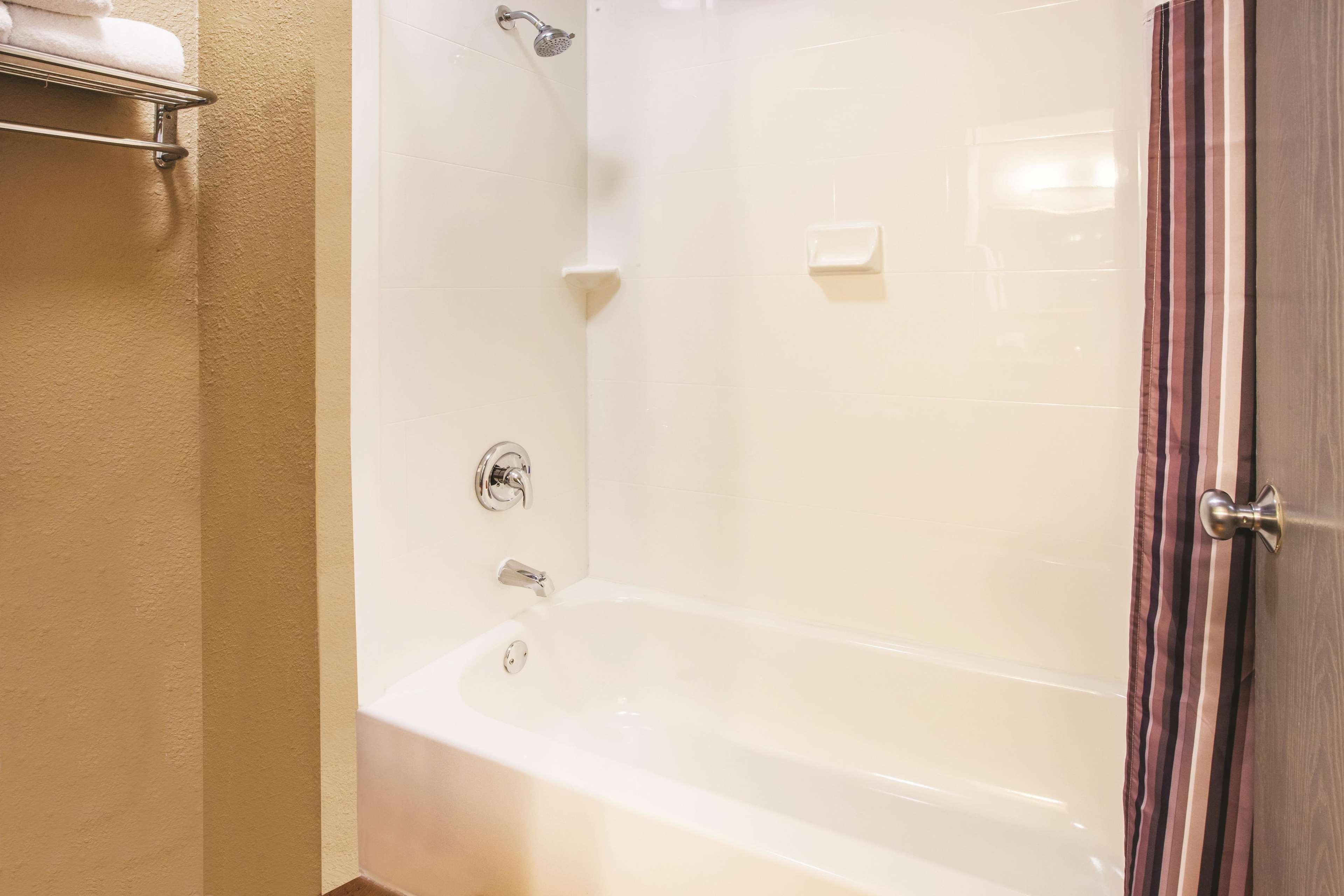La Quinta Inn By Wyndham Indianapolis North Esterno foto